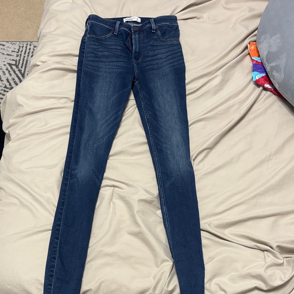 Abercrombie & Fitch Dark Blue Skinny Jeans